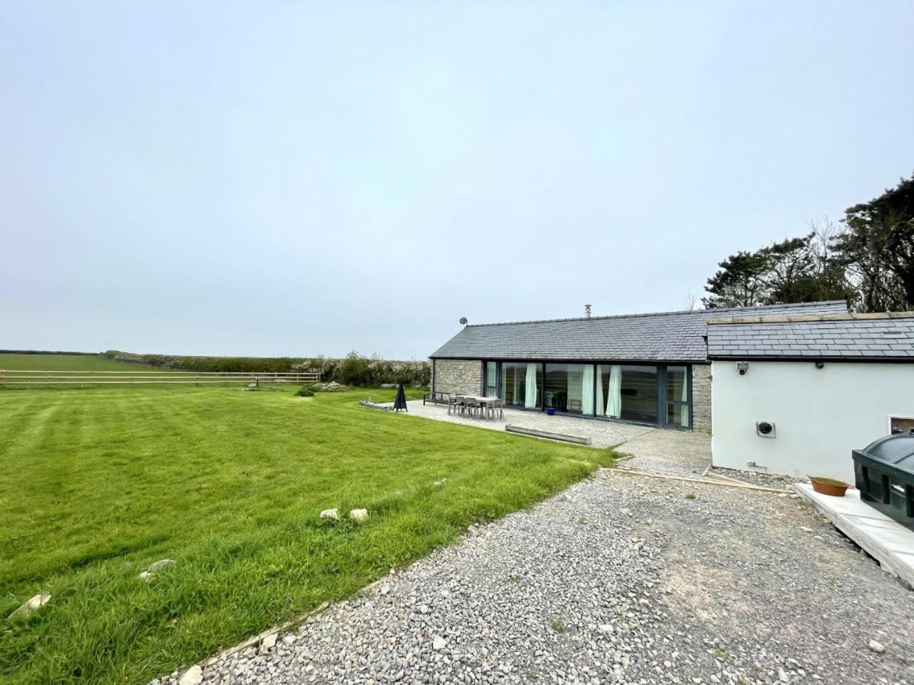 Cosy Barn With Views In Wick Vale Of Glamorgan Dış mekan fotoğraf